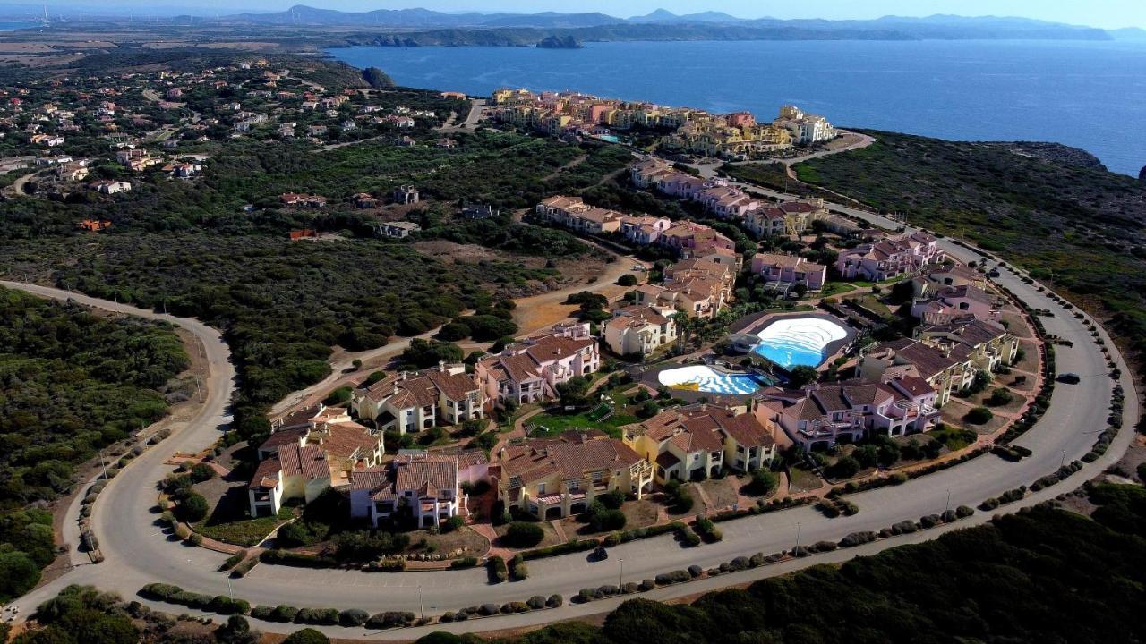 Hotiday Village Стінтіно Екстер'єр фото