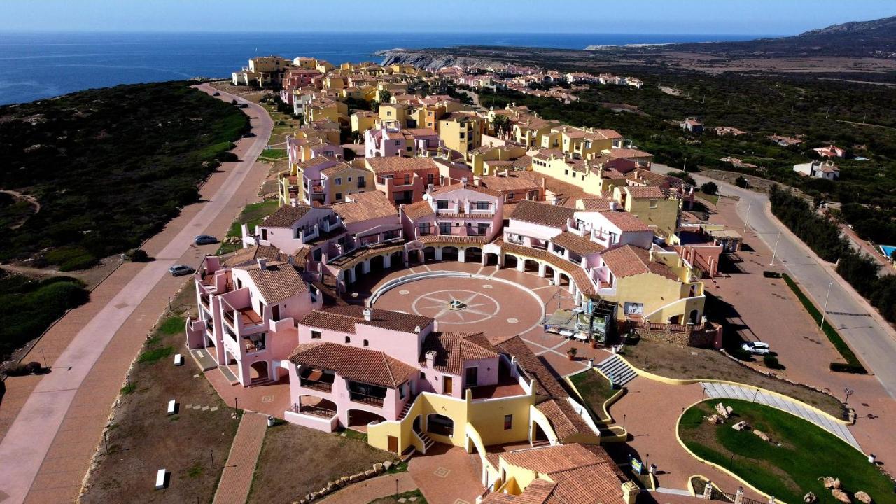 Hotiday Village Стінтіно Екстер'єр фото